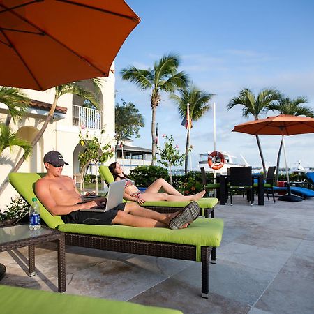 Paradise Harbour Club & Marina Нассау Экстерьер фото