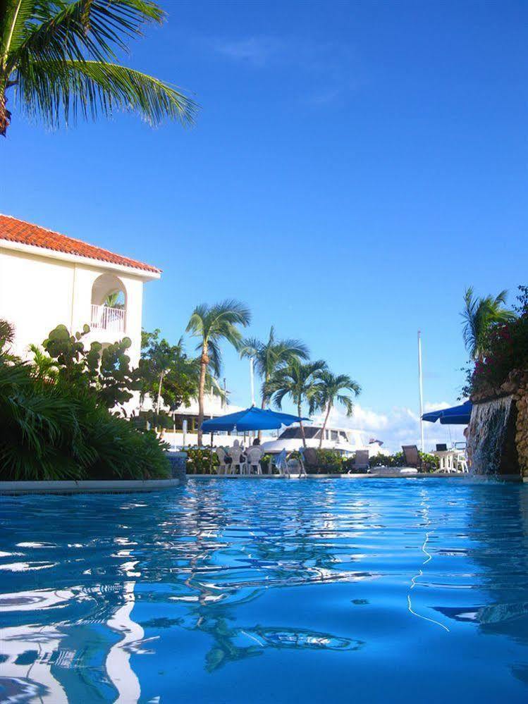 Paradise Harbour Club & Marina Нассау Экстерьер фото